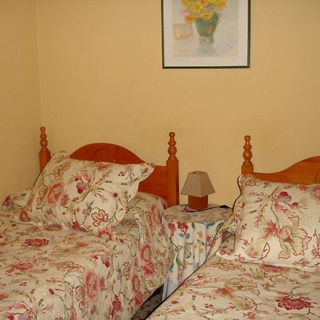 Hostal Puerta Bonita Vista Alegre مدريد المظهر الخارجي الصورة