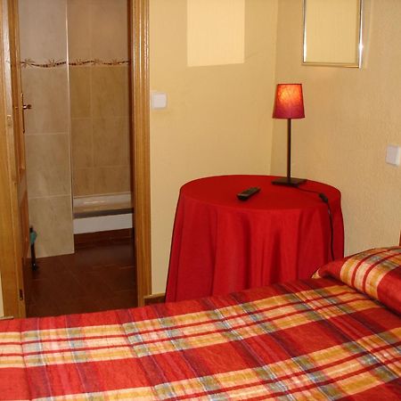 Hostal Puerta Bonita Vista Alegre مدريد المظهر الخارجي الصورة