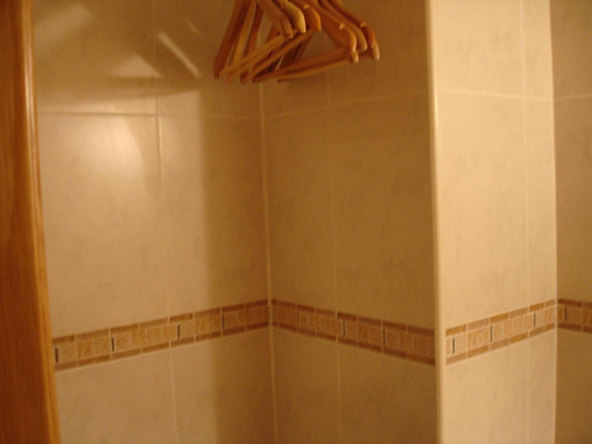 Hostal Puerta Bonita Vista Alegre مدريد المظهر الخارجي الصورة