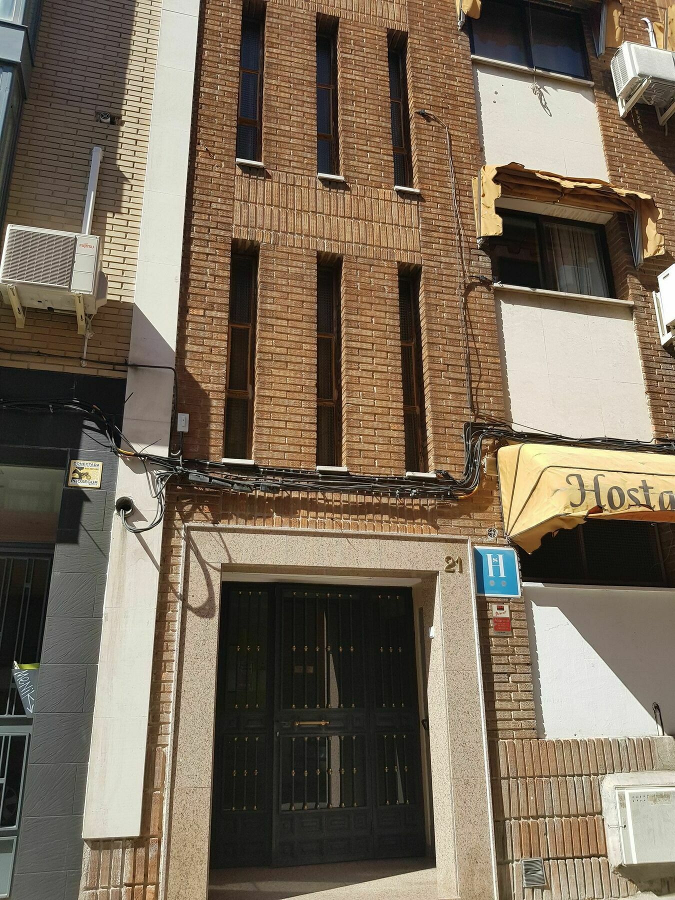 Hostal Puerta Bonita Vista Alegre مدريد المظهر الخارجي الصورة